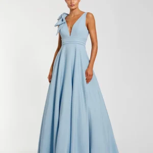 Light Blue Sleeveless Plunge Neck Ball Gown With Bow Detail